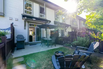 Outdoor Deck Photo of 18 19505 68a Avenue, Surrey, BC
