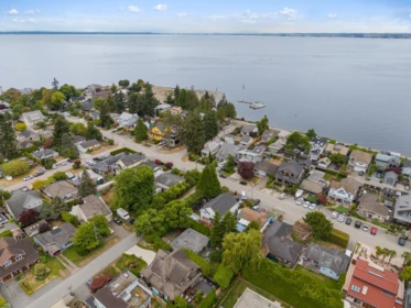 12221 Gilley Street, Surrey, BC, Surrey — Single Family Residence for sale
