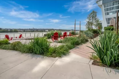 3907 680 Quayside Drive, New Westminster, BC, New Westminster — Apartment/Condo for sale