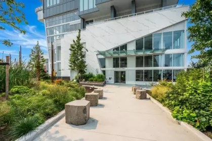 3907 680 Quayside Drive, New Westminster, BC, New Westminster — Apartment/Condo for sale