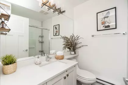 Guest Bathroom Photo of 1 18818 71 Avenue, Surrey, BC