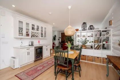 Kitchen Island Photo of 1 18818 71 Avenue, Surrey, BC