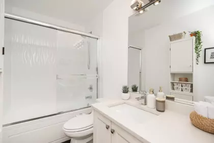 Laundry Room Photo of 1 18818 71 Avenue, Surrey, BC
