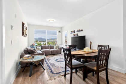 Breakfast Nook Photo of 401 22577 Royal Crescent, Maple Ridge, BC