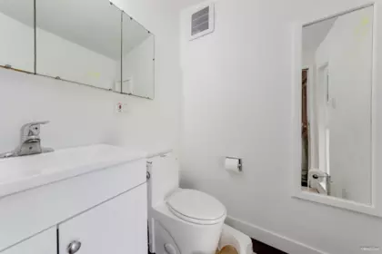 Guest Bathroom Photo of 5578 Oakglen Drive, Burnaby, BC