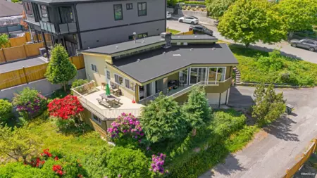 5578 Oakglen Drive, Burnaby, BC, Burnaby — Single Family Residence for sale