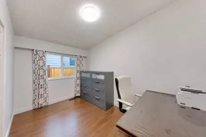 Office / Den Photo of 5578 Oakglen Drive, Burnaby, BC