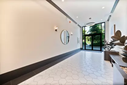 Hallway Photo of 507 22633 Selkirk Avenue, Maple Ridge, BC