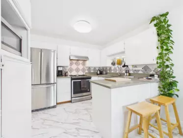 Kitchen Photo of 18 1318 Brunette Avenue, Coquitlam, BC