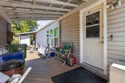 22 44565 Monte Vista Drive, Chilliwack, BC, Chilliwack — Manufactured Home for sale