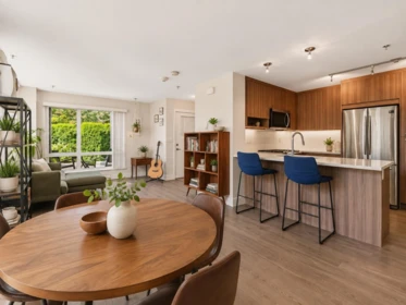 Breakfast Nook Photo of 1312 Fifth Avenue, New Westminster, BC