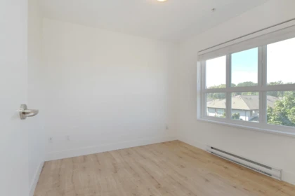 Bedroom 2 Photo of 411 6815 188 Street, Surrey, BC