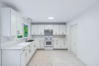 Pantry Photo of 31753 Hillcrest Avenue, Mission, BC