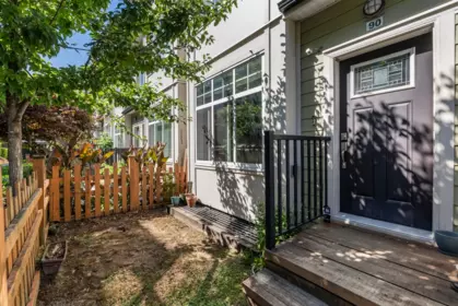 Backyard Photo of 90 13670 62 Avenue, Surrey, BC