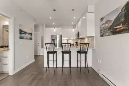 501 45562 Airport Road, Chilliwack, BC, Chilliwack — Apartment/Condo for sale