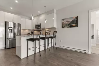 Kitchen Photo of 501 45562 Airport Road, Chilliwack, BC