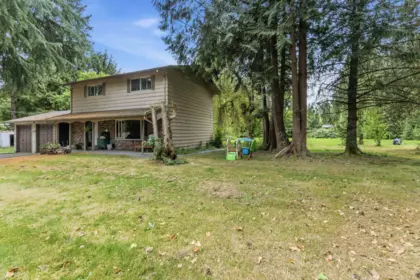 Primary Bedroom Photo of 23338 56 Avenue, Langley, BC
