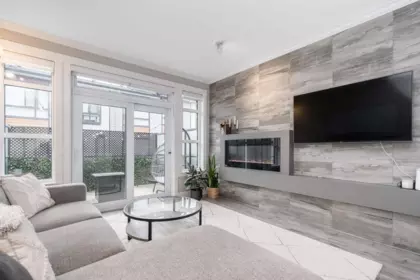 Family Room Photo of 11 16488 64 Avenue, Surrey, BC