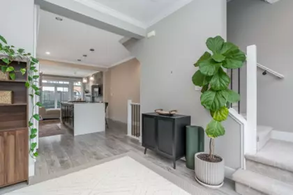 Kitchen Photo of 11 16488 64 Avenue, Surrey, BC