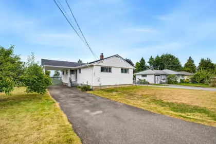 Family Room Photo of 33676 5 Avenue, Mission, BC