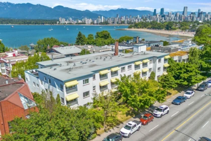 303 2469 Cornwall Avenue, Vancouver, BC, Vancouver — Apartment/Condo for sale