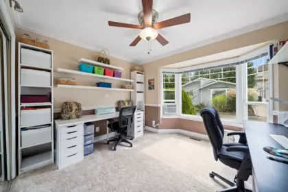 Basement Recreation Room Photo of 6 8078 King George Boulevard, Surrey, BC
