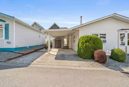 Exterior Rear Photo of 6 8078 King George Boulevard, Surrey, BC