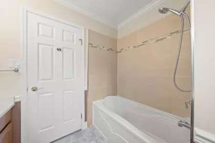 Loft / Bonus Room Photo of 6 8078 King George Boulevard, Surrey, BC