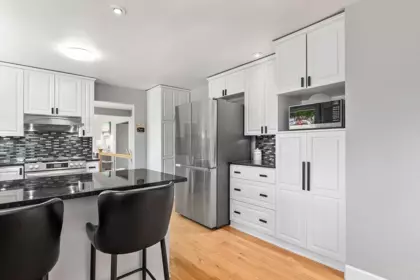 Breakfast Nook Photo of 10641 Westside Drive, Delta, BC