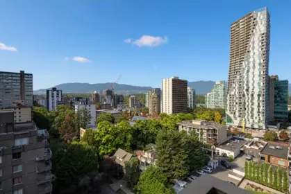 Family Room Photo of 1101 1500 Haro Street, Vancouver, BC