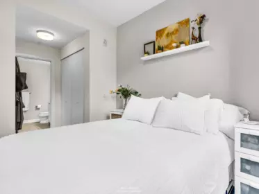 Guest Bathroom Photo of 117 723 W 3rd Street, North Vancouver, BC