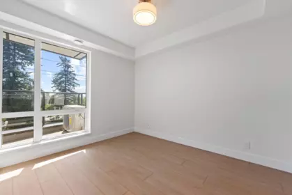 Entry Foyer Photo of 304 2233 156 Street, Surrey, BC