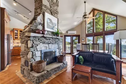 455 Heck Hill Road, Mayne Island, BC, Mayne island — Single Family Residence for sale