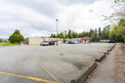 Swimming Pool Photo of 405 15628 104 Avenue, Surrey, BC
