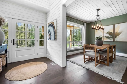 49439 Chilliwack Lake Road, Chilliwack, BC, Chilliwack — Single Family Residence for sale