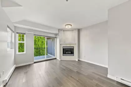 Pantry Photo of 401 580 Twelfth Street, New Westminster, BC