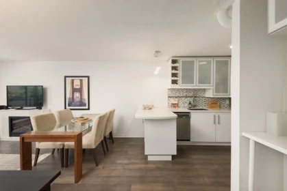 Dining Area Photo of 306 570 E 8th Avenue, Vancouver, BC