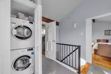 Laundry Room Photo of 1002 Ironwork Passage, Vancouver, BC