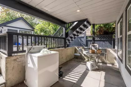 Hot Tub / Spa Photo of 1546 E 2nd Avenue, Vancouver, BC