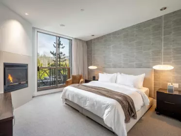 33 4617 Blackcomb Way, Whistler, BC, Whistler — Apartment/Condo for sale