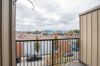 Basement Recreation Room Photo of 415 11882 226 Street, Maple Ridge, BC