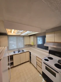 100 8655 Jones Road, Richmond, BC, Richmond — Apartment/Condo for sale