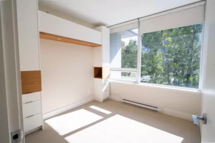 Kitchen Island Photo of 504 1675 W 8 Avenue, Vancouver, BC