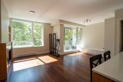Living Room Photo of 504 1675 W 8 Avenue, Vancouver, BC