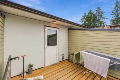 Backyard Photo of 13323 71b Avenue, Surrey, BC