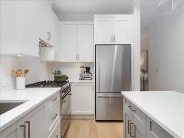 4448 W 8th Avenue, Vancouver, BC, Vancouver — Townhouse for sale