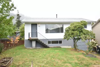 580 Rupert Street, Hope, BC, Hope — Single Family Residence for sale