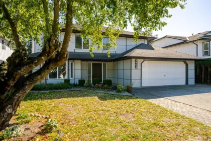 2904 Crossley Drive, Abbotsford, BC, Abbotsford — Single Family Residence for sale