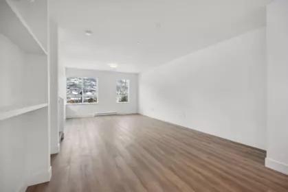 38065 Helm Way, Squamish, BC, Squamish — Townhouse for sale