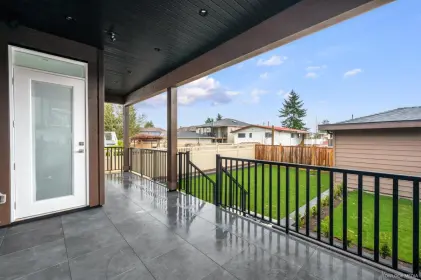 7936 15th Avenue, Burnaby, BC, Burnaby — Single Family Residence for sale
